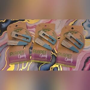 Planet Goody Wooden & Matte Green Hinge Clips - Pack Of 3